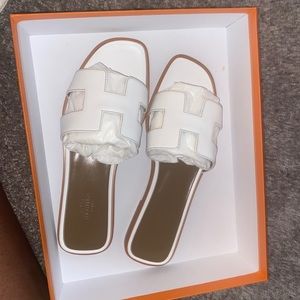 Hermès Oran Sandals